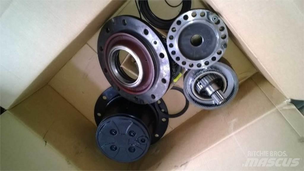 CAT 212 Muut koneet