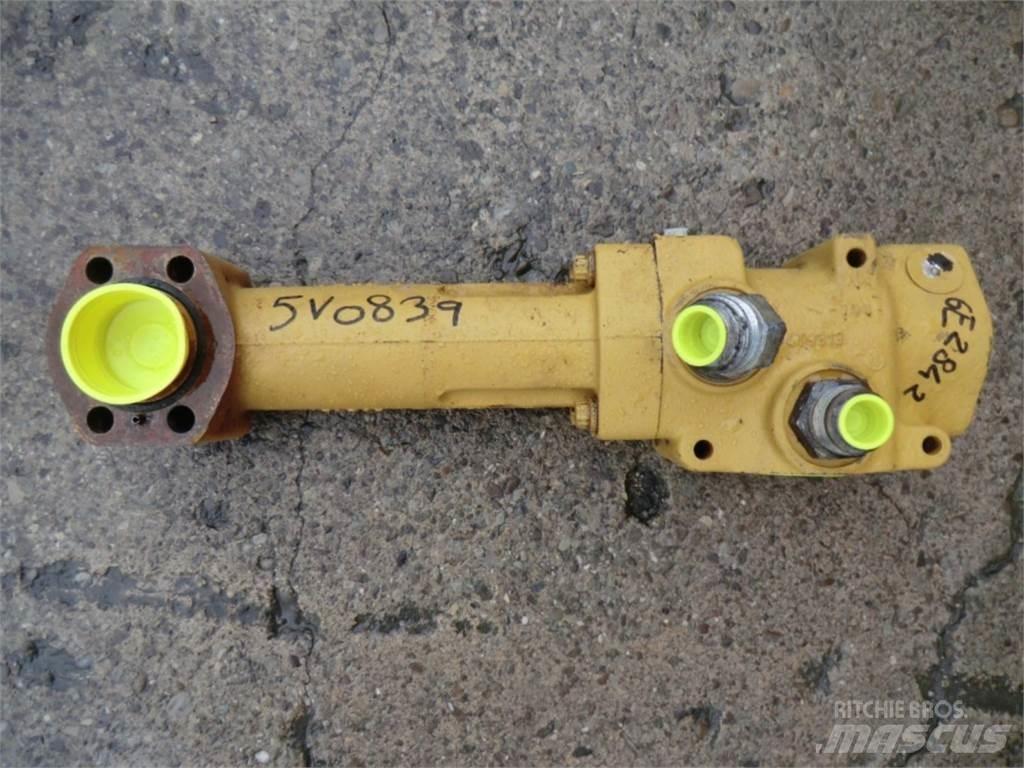 CAT 231D Muut koneet