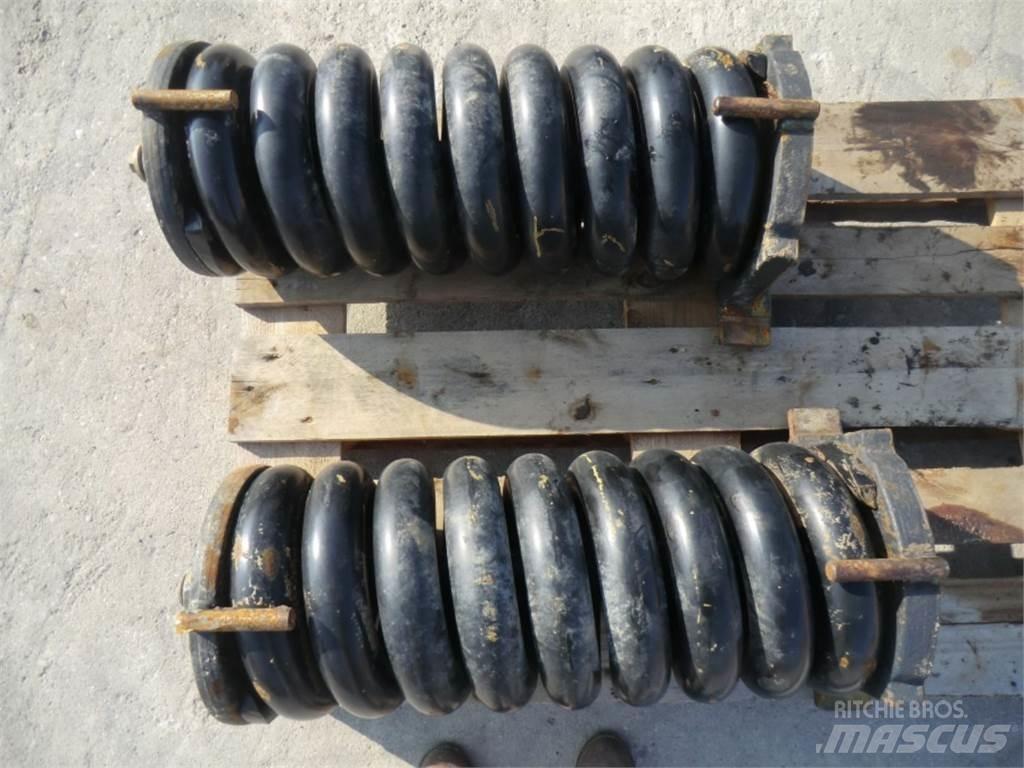 CAT 231D Ketjut, telat ja alustat