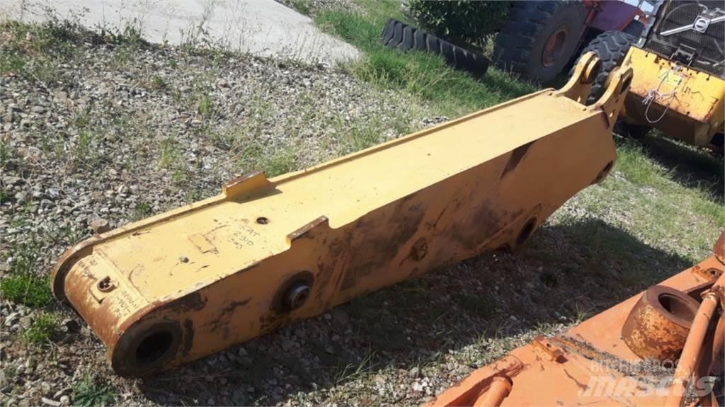 CAT 231D Alusta ja jousitus