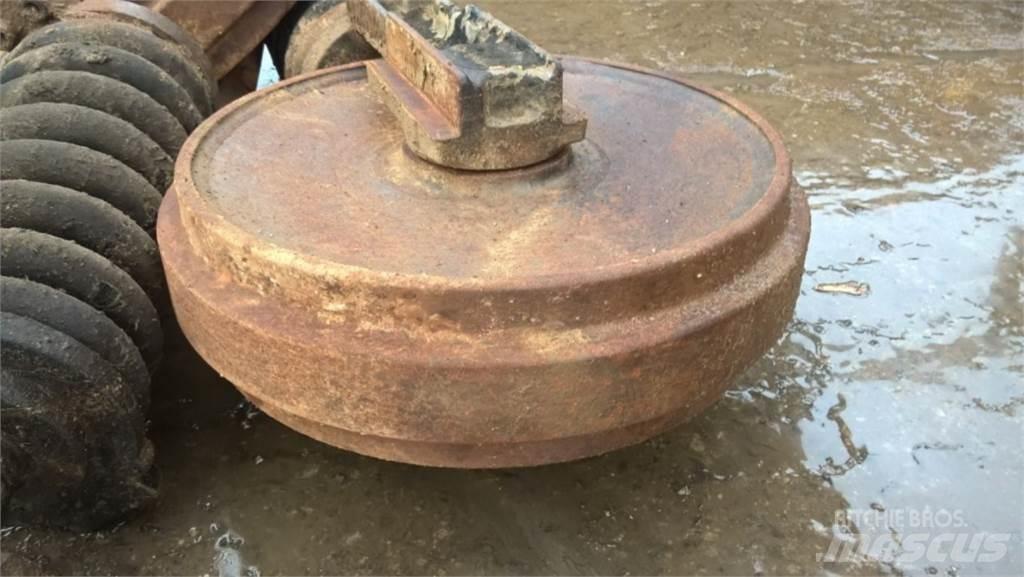 CAT 312D Ketjut, telat ja alustat