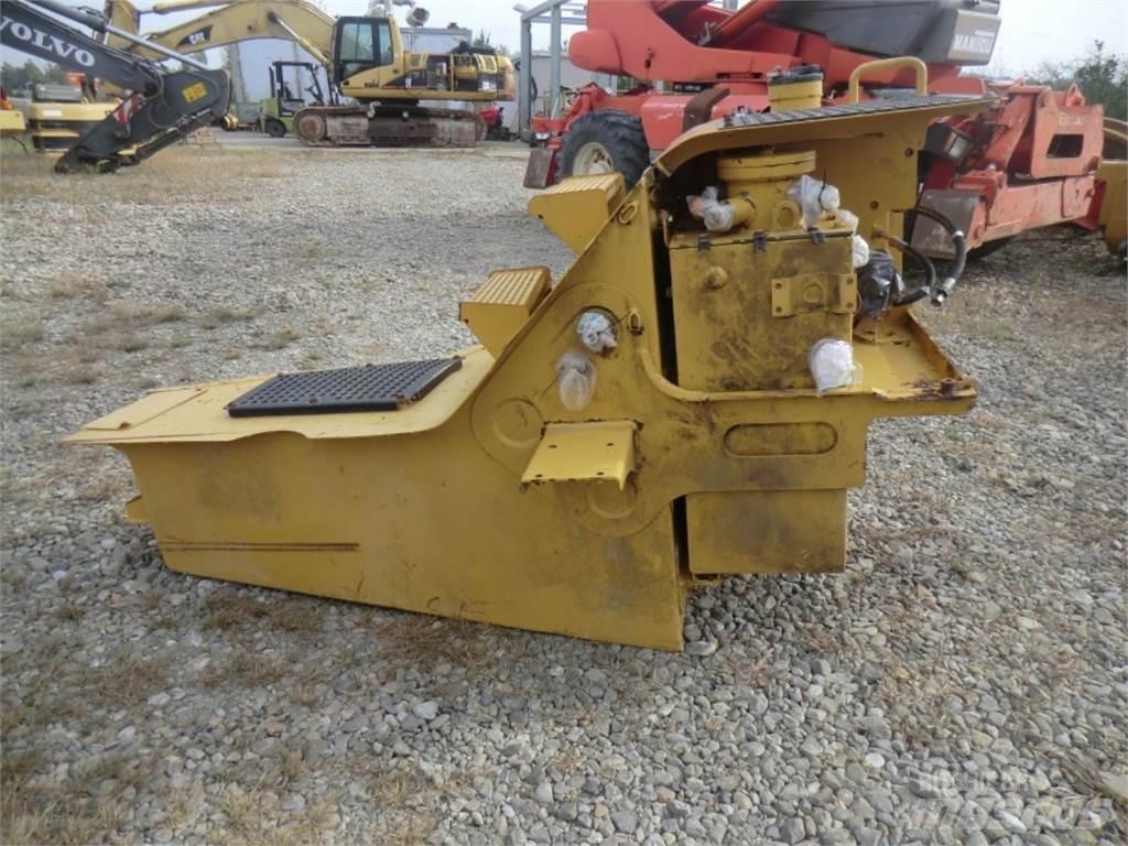 CAT 323D Muut koneet
