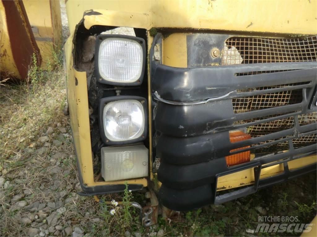 CAT 323D Muut koneet