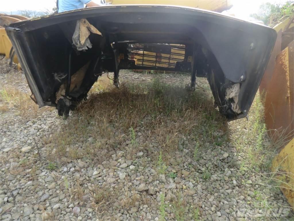 CAT 323D Muut koneet