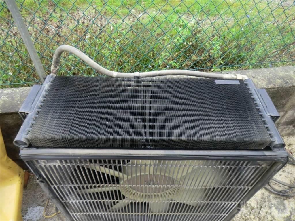 CAT 330D Alusta ja jousitus