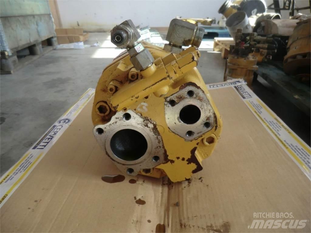 CAT 735 Muut koneet