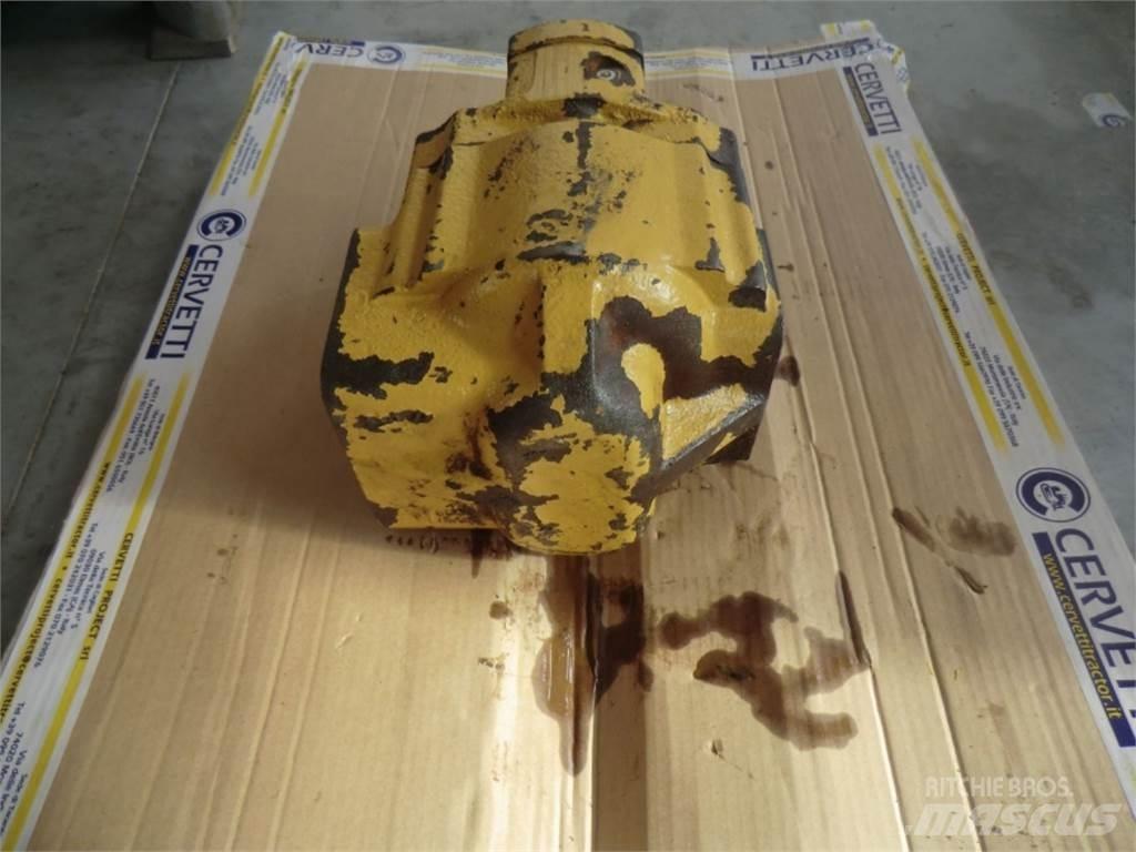 CAT 735 Muut koneet