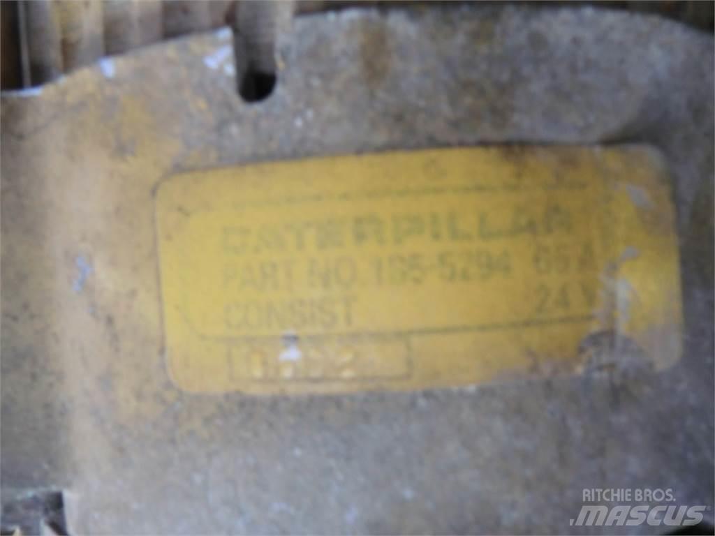 CAT 735 Muut koneet