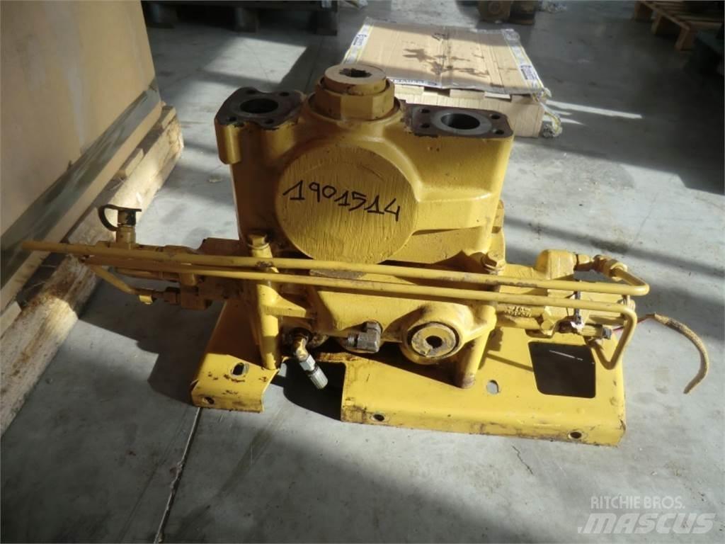 CAT 735 Muut koneet