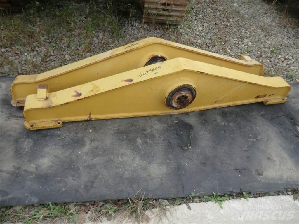CAT 735 Muut koneet