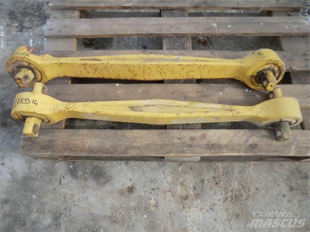 CAT 735 Ketjut, telat ja alustat