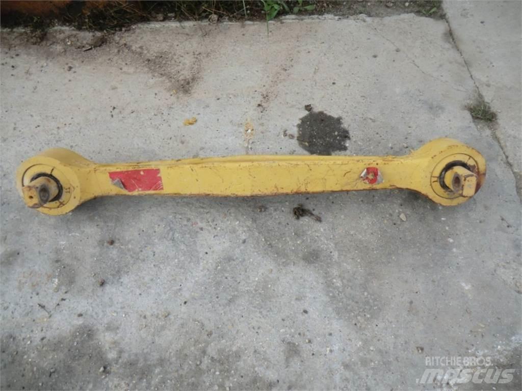 CAT 735 Ketjut, telat ja alustat