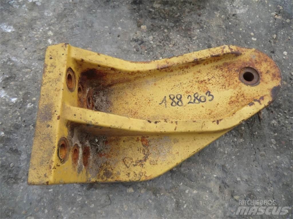 CAT 735 Alusta ja jousitus