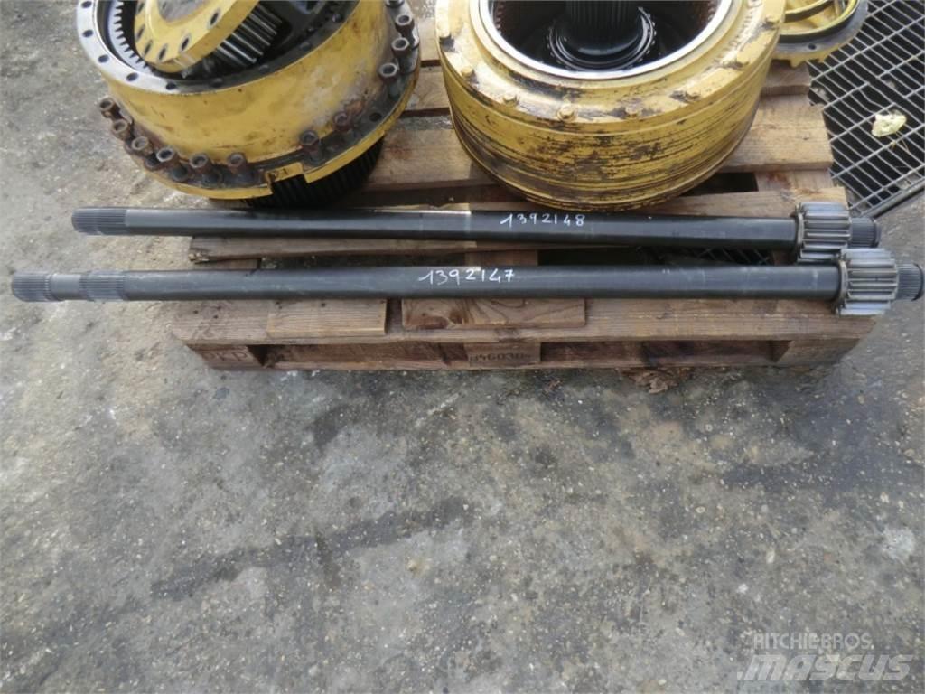 CAT 735 Muut koneet