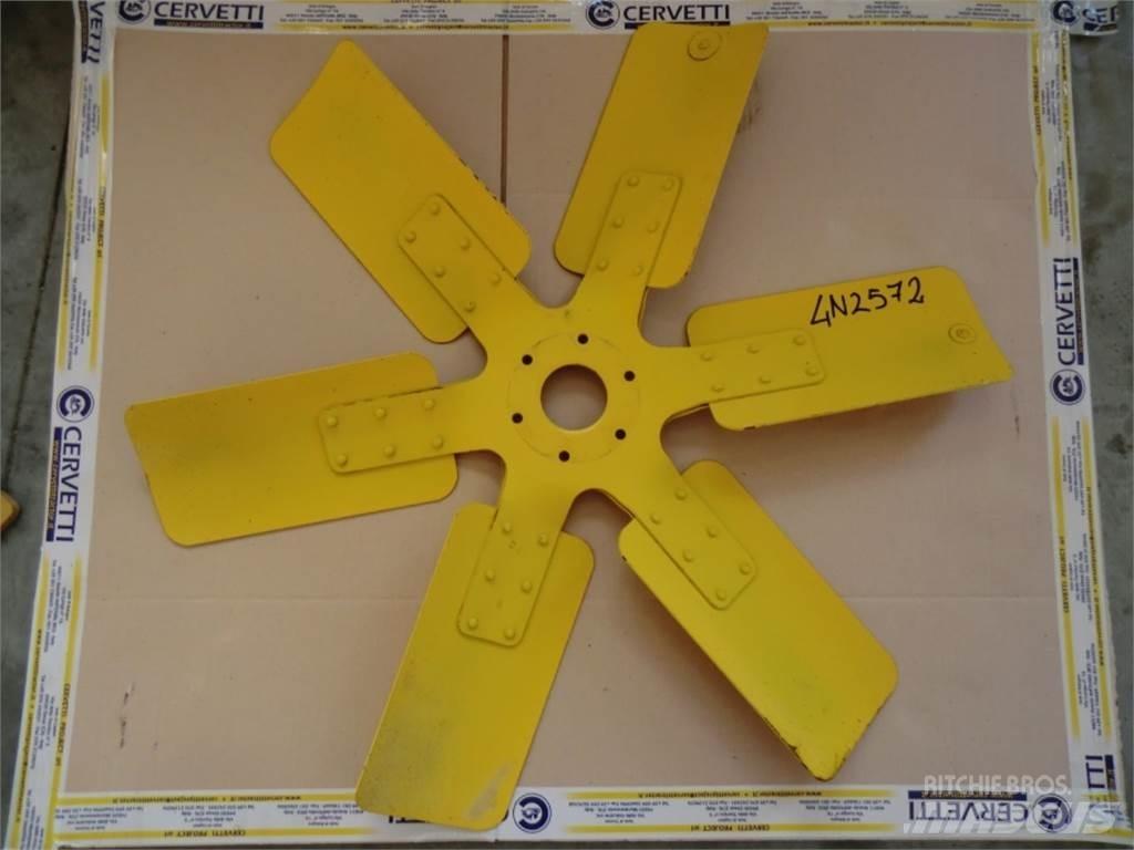 CAT 735 Muut koneet