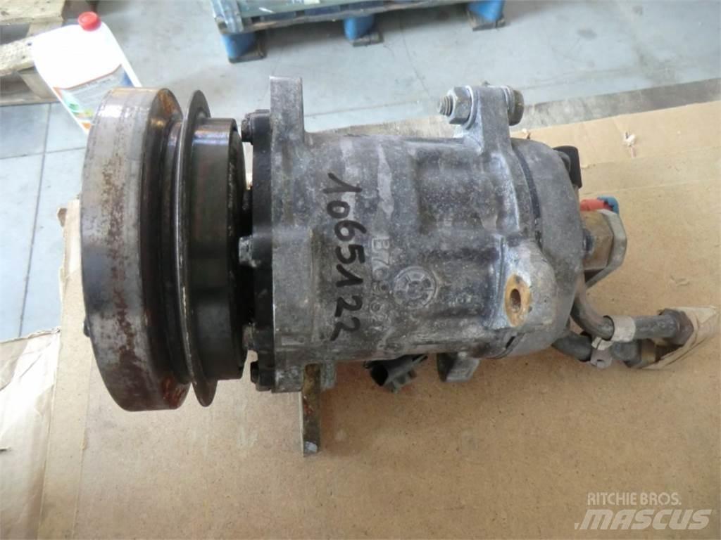 CAT 928G Muut koneet