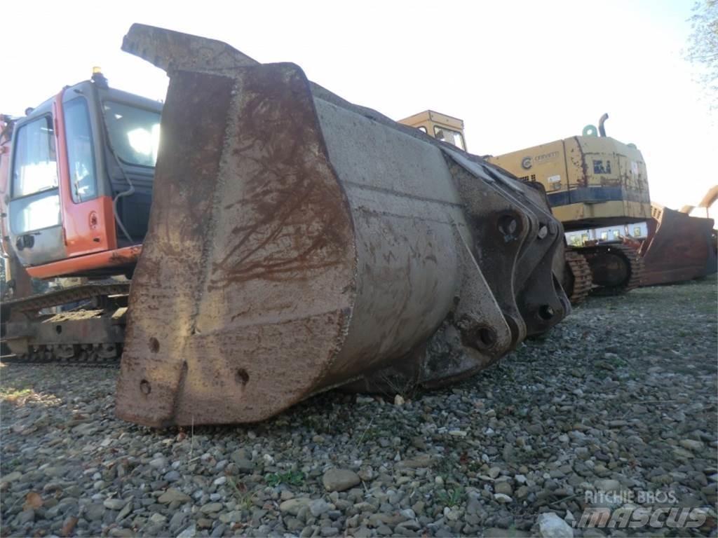 CAT 943 Muut koneet