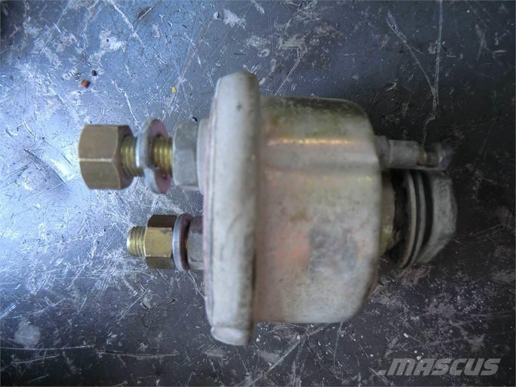 CAT 953 Muut koneet
