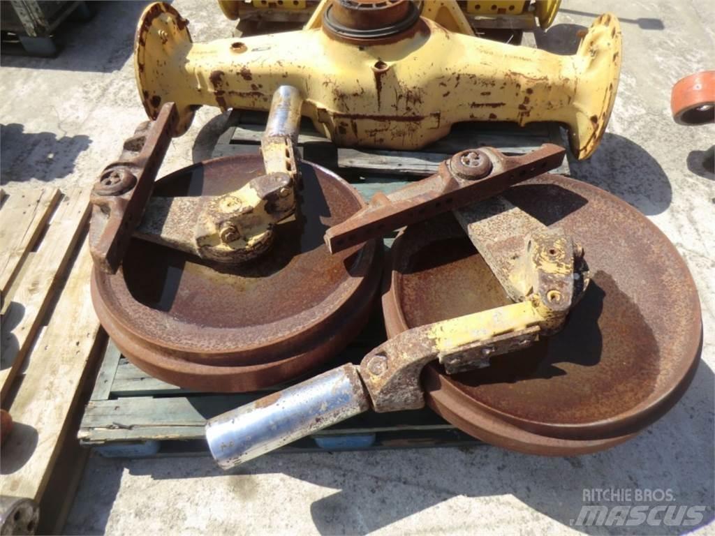 CAT 953C Ketjut, telat ja alustat