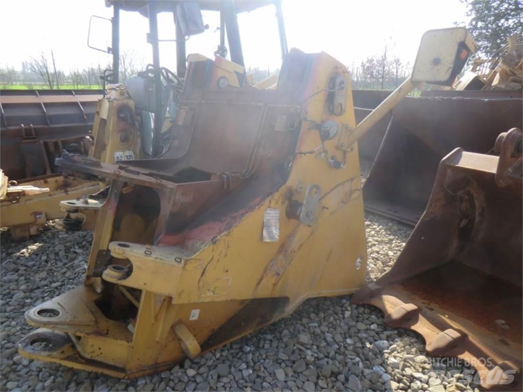 CAT 962H Alusta ja jousitus
