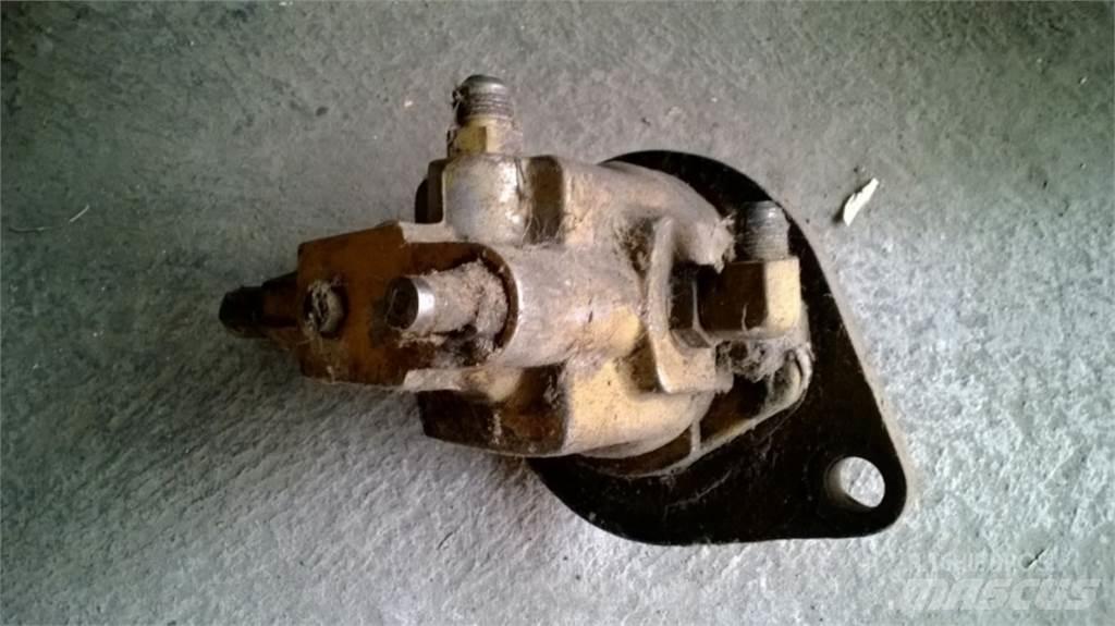 CAT 963 Muut koneet