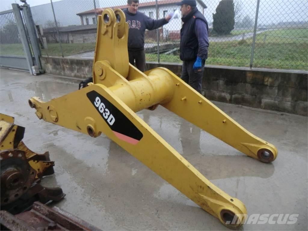 CAT 963D Alusta ja jousitus