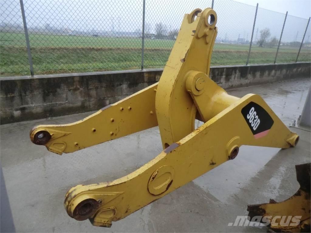 CAT 963D Alusta ja jousitus