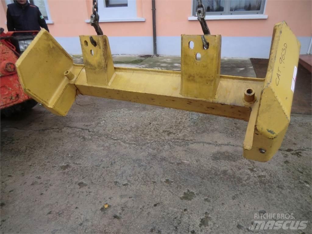 CAT 963D Alusta ja jousitus