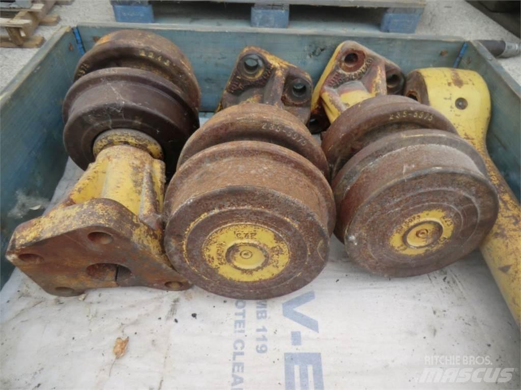 CAT 963D Ketjut, telat ja alustat