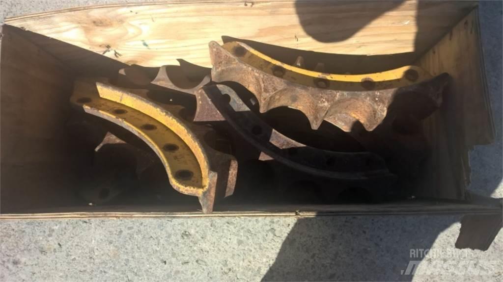 CAT 963D Ketjut, telat ja alustat