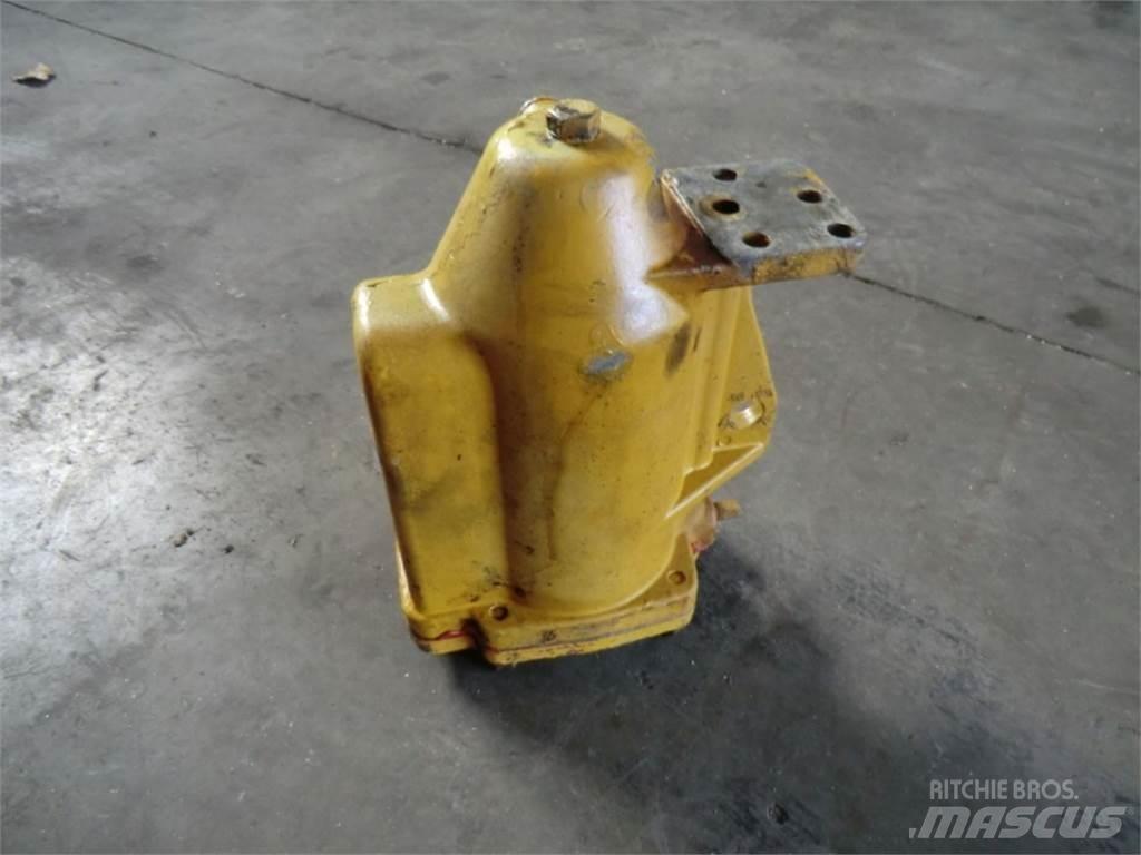 CAT D333 Moottorit