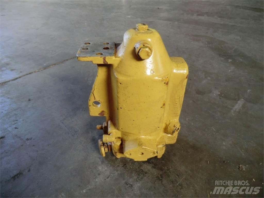CAT D333 Moottorit