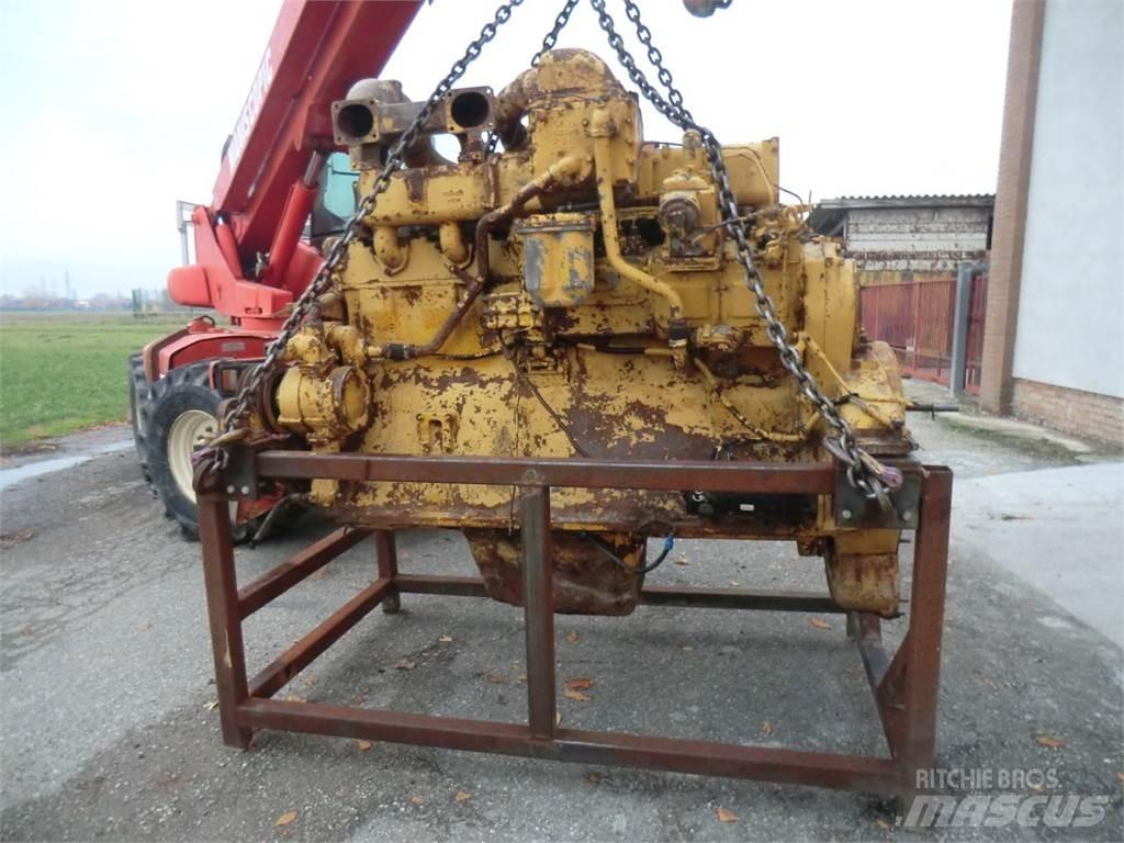 CAT D353 Moottorit