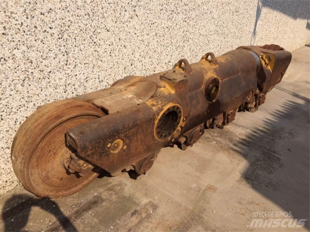 CAT  D8L Ketjut, telat ja alustat