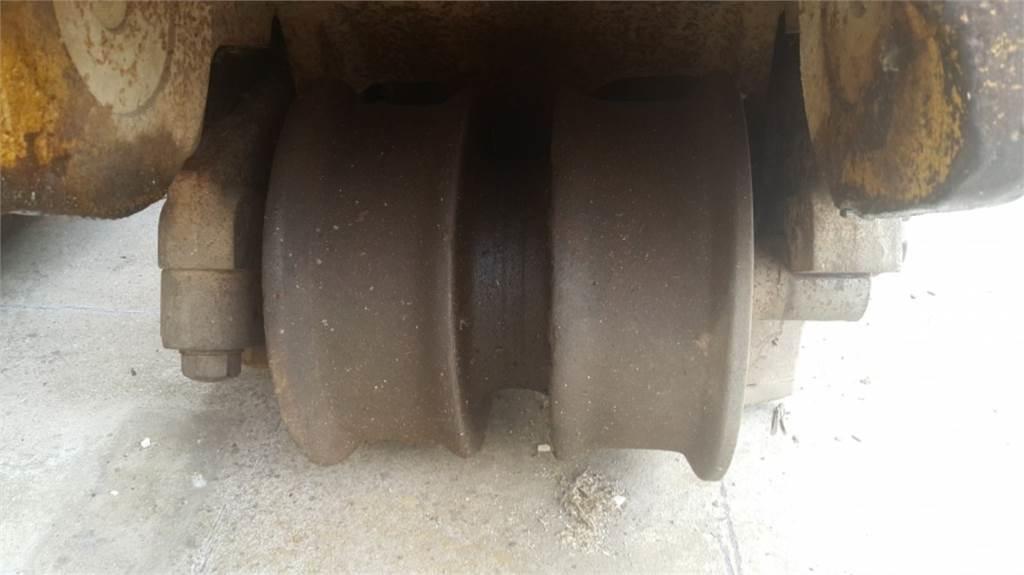 CAT  D8L Ketjut, telat ja alustat