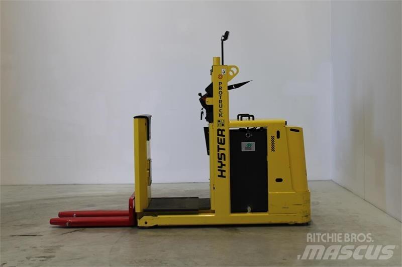 Hyster K1.0L Matalakeräilytrukit