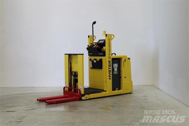 Hyster K1.0L Matalakeräilytrukit