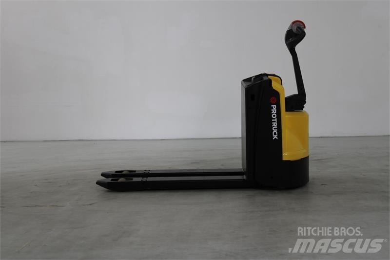 Hyster P1.6 Lavansiirtotrukit