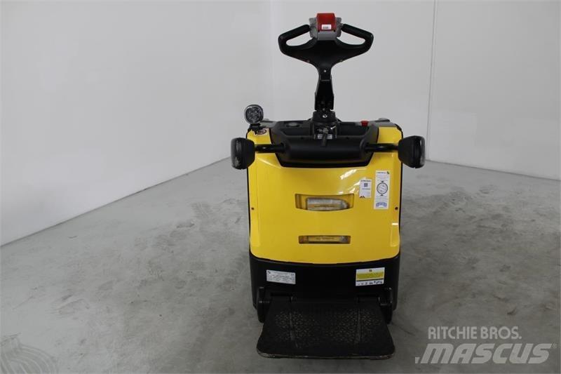 Hyster P2.0S Lavansiirtotrukit ajotasolla