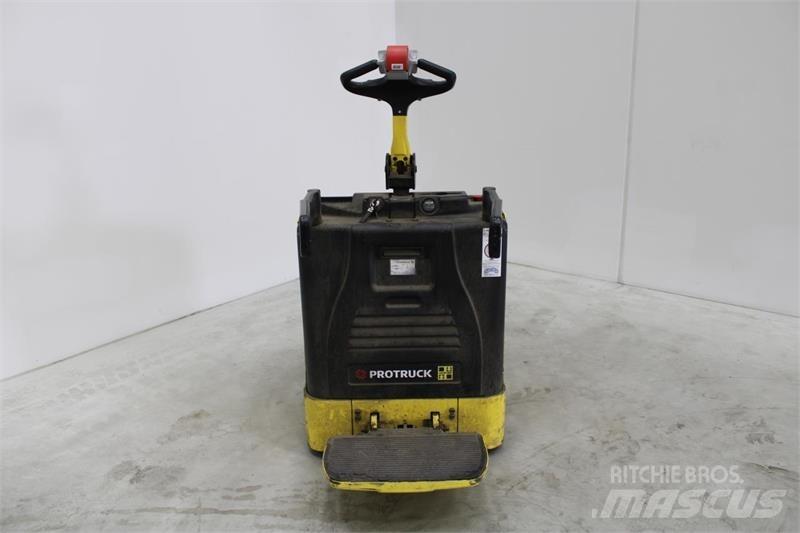 Hyster P2.0S Lavansiirtotrukit ajotasolla