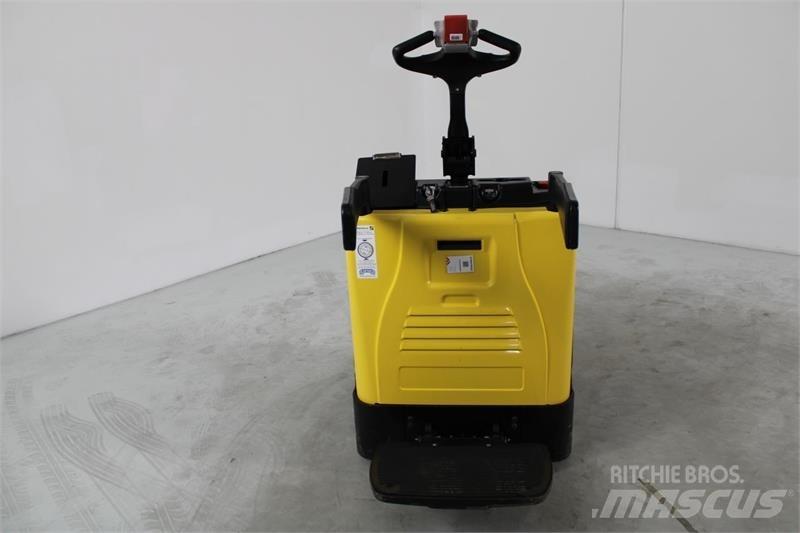 Hyster P2.0S Lavansiirtotrukit ajotasolla