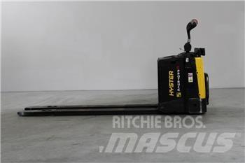 Hyster P2.0S Lavansiirtotrukit ajotasolla