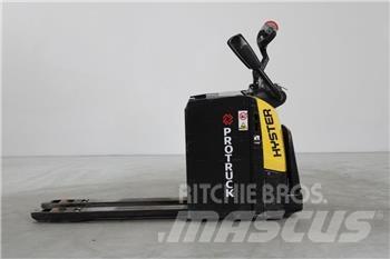 Hyster P2.0S Lavansiirtotrukit ajotasolla