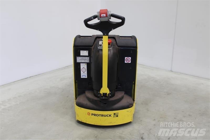 Hyster P3.0 Lavansiirtotrukit