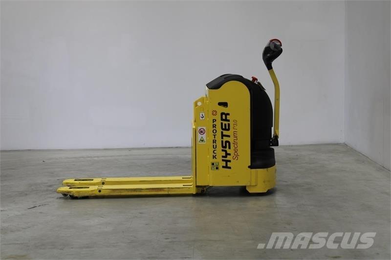 Hyster P3.0 Lavansiirtotrukit