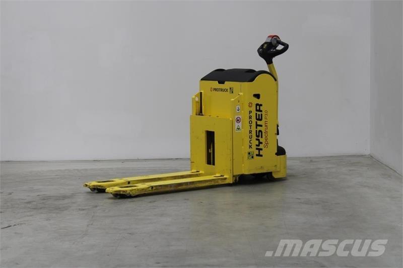 Hyster P3.0 Lavansiirtotrukit