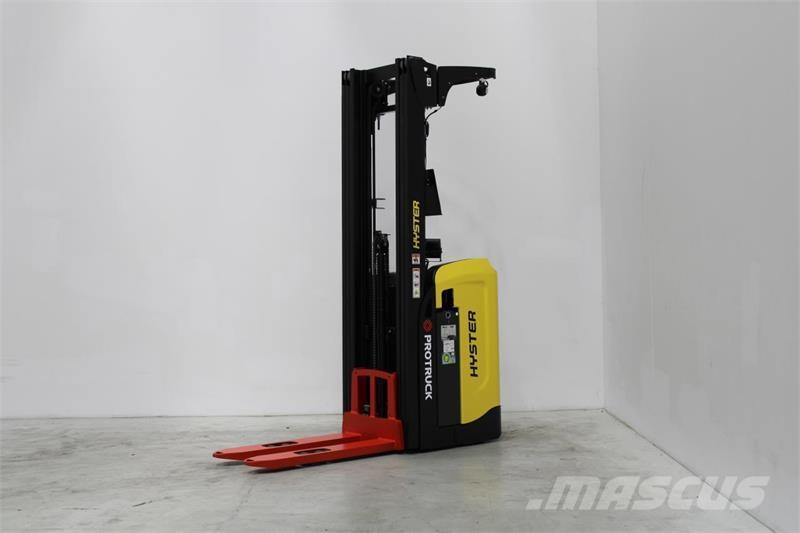 Hyster RS1.6 Ajettavat pinoamisvaunut