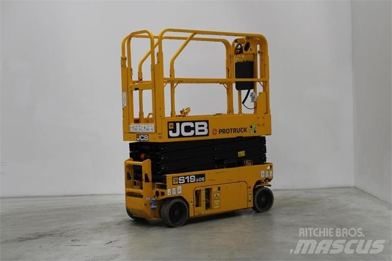 JCB S1930E Saksilavat