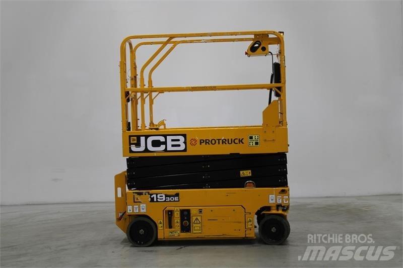 JCB S1930E Saksilavat