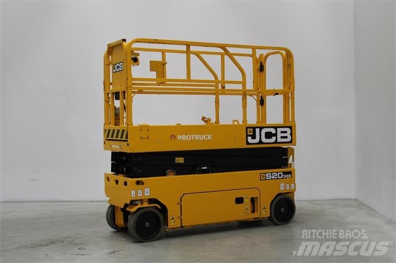 JCB S2032E Saksilavat